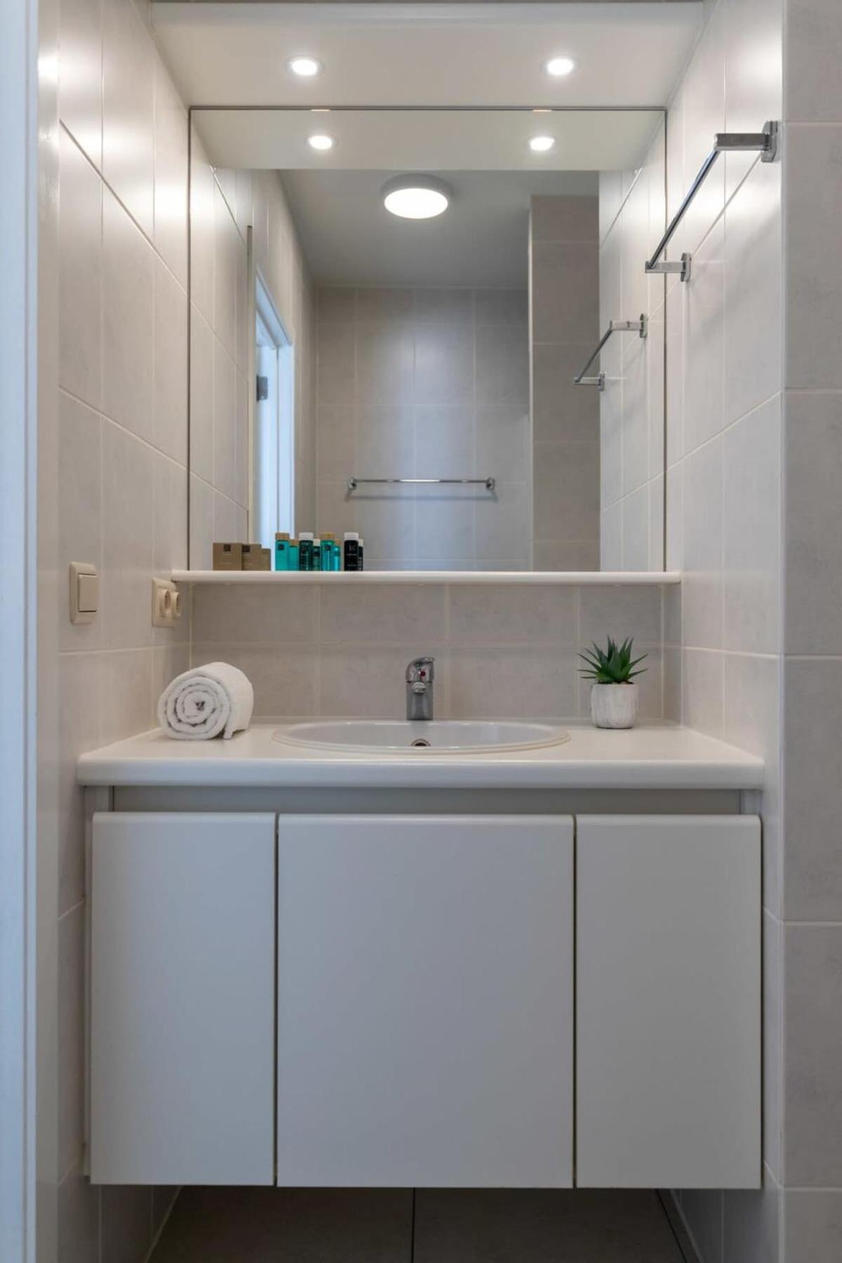 شقة 'Blue Sea' - Studio In Ostend With Private Parking المظهر الخارجي الصورة